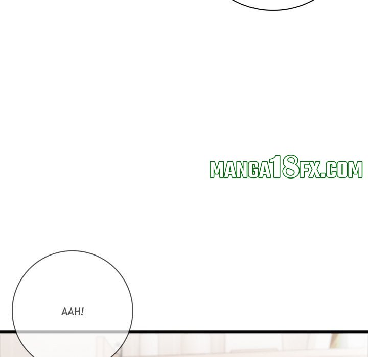 Seductive Curves Behind Closed Doors - Chapter 17 Page 31